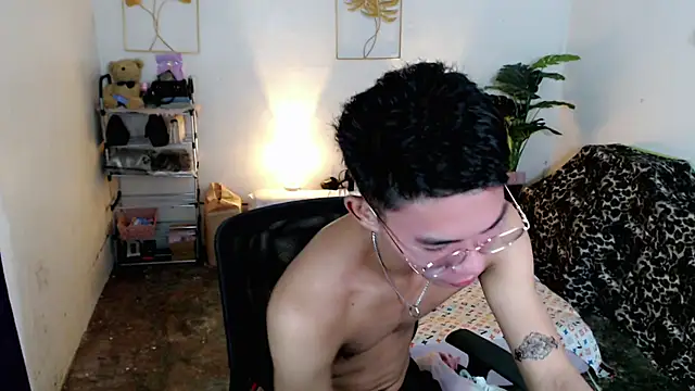 naughty rence online show from 15, 11, 2025