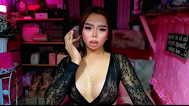 MoniqueCeleste online show from 4, 11, 2025