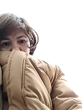 LuxiLuxi18x online show from 9, 2, 2026