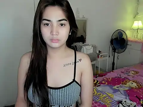 Snapshot of Alovelydoll_nica chatting on 20, 4, 2026 Alovelydoll nica online show from 20, 4, 2026