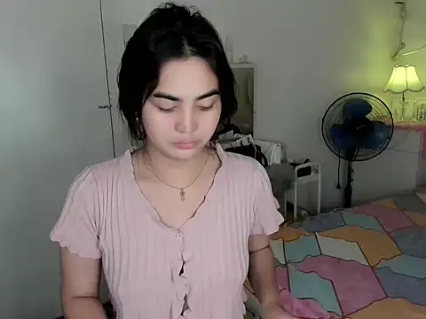 Snapshot of Alovelydoll_nica chatting on 8, 5, 2026 Alovelydoll nica online show from 8, 5, 2026