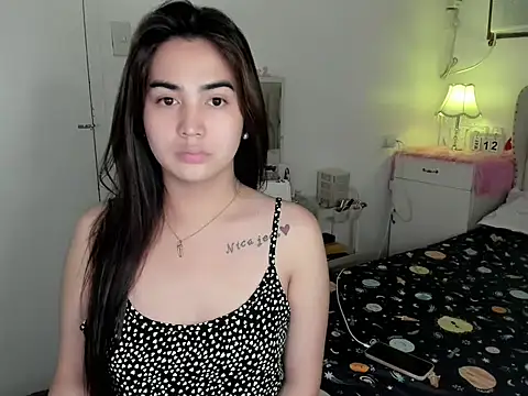 Snapshot of Alovelydoll_nica chatting on 12, 5, 2026 Alovelydoll nica online show from 12, 5, 2026