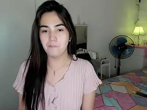 Snapshot of Alovelydoll_nica chatting on 7, 5, 2026 Alovelydoll nica online show from 7, 5, 2026