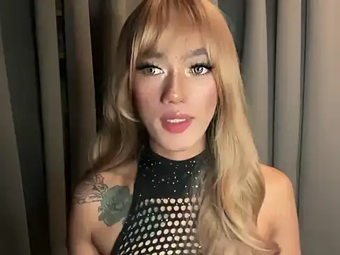 Lust-sluttymira online show from 3, 10, 2025