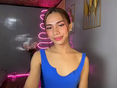 Lovelynikki03 online show from 10, 5, 2026