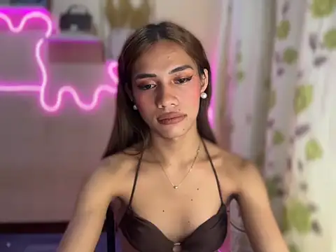 Lovelynikki03 online show from 24, 9, 2025