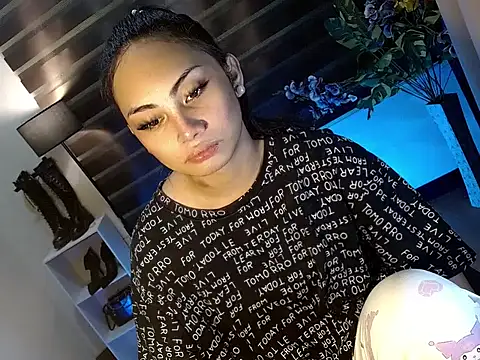 Bella subhunterx online show from 6, 11, 2025