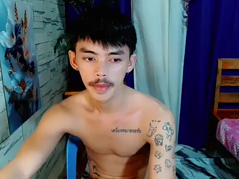 Snapshot of urhunky_boy chatting on 25, 6, 2026 urhunky boy online show from 25, 6, 2026