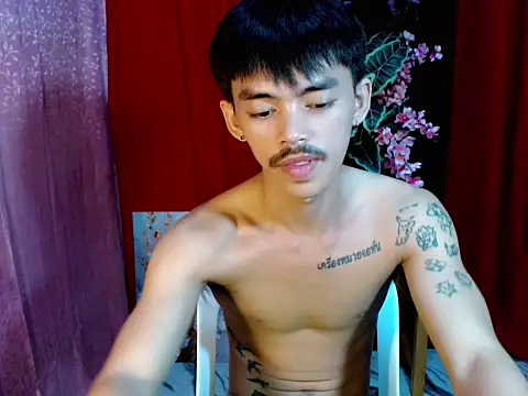 Snapshot of urhunky_boy chatting on 30, 6, 2026 urhunky boy online show from 30, 6, 2026