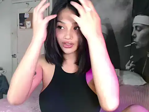 itsmekarinaaa online show from 15, 3, 2026