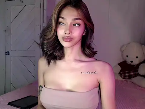 Snapshot of itsmekarinaaa chatting on 11, 5, 2026 itsmekarinaaa online show from 11, 5, 2026