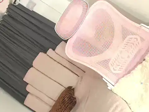 sexygoddess2999 online show from 8, 2, 2026