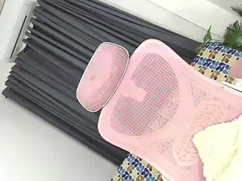 sexygoddess2999 online show from 6, 11, 2025