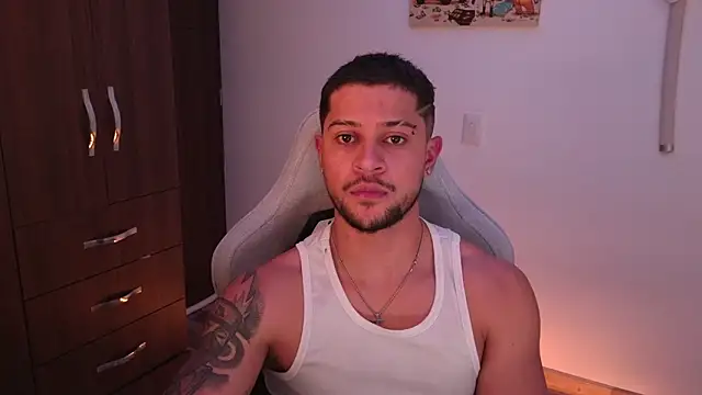 Snapshot of domsantiago_ chatting on 16, 2, 2026 domsantiago online show from 16, 2, 2026