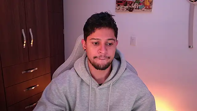 Snapshot of domsantiago_ chatting on 7, 1, 2026 domsantiago online show from 7, 1, 2026