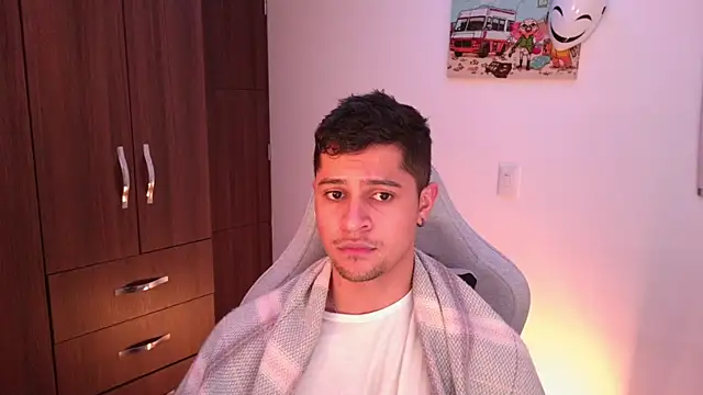 Snapshot of domsantiago_ chatting on 30, 10, 2025 domsantiago online show from 30, 10, 2025