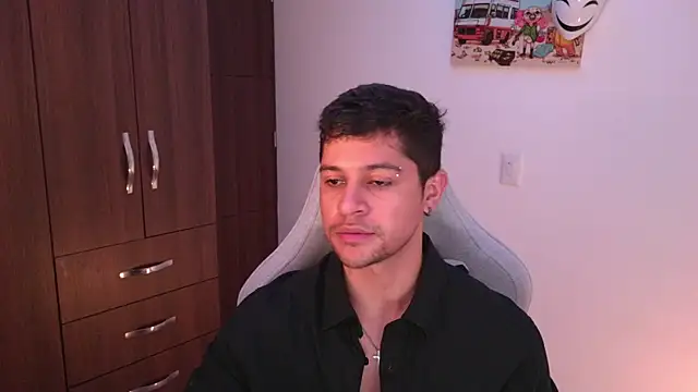 Snapshot of domsantiago_ chatting on 15, 11, 2025 domsantiago online show from 15, 11, 2025