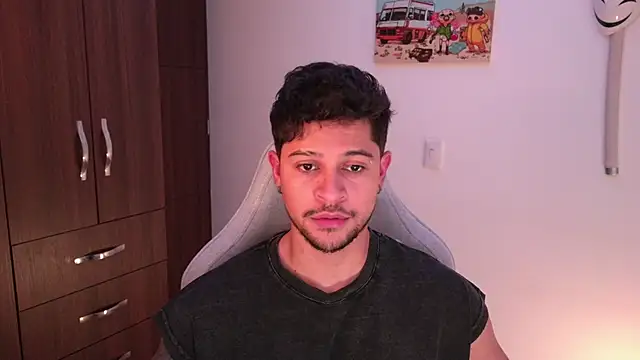 Snapshot of domsantiago_ chatting on 22, 12, 2025 domsantiago online show from 22, 12, 2025