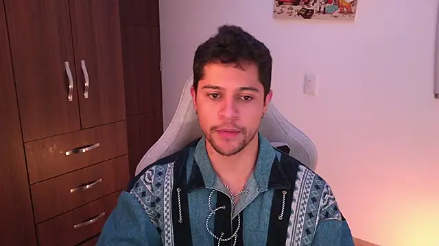 Snapshot of domsantiago_ chatting on 25, 11, 2025 domsantiago online show from 25, 11, 2025