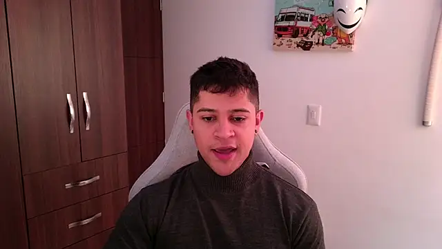 Snapshot of domsantiago_ chatting on 20, 10, 2025 domsantiago online show from 20, 10, 2025