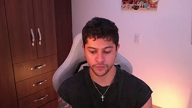 Snapshot of domsantiago_ chatting on 24, 11, 2025 domsantiago online show from 24, 11, 2025