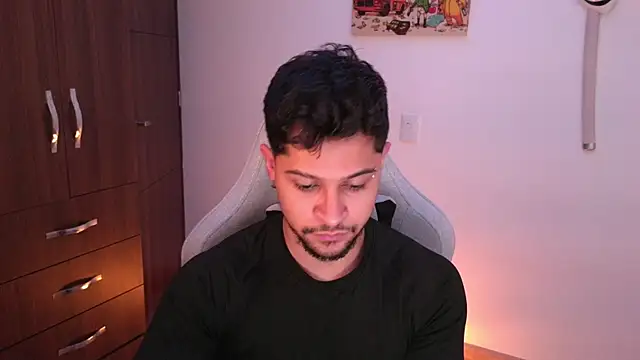 Snapshot of domsantiago_ chatting on 11, 1, 2026 domsantiago online show from 11, 1, 2026