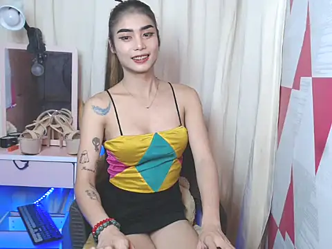 Snapshot of miss-miya chatting on 9, 11, 2025 miss-miya online show from 9, 11, 2025