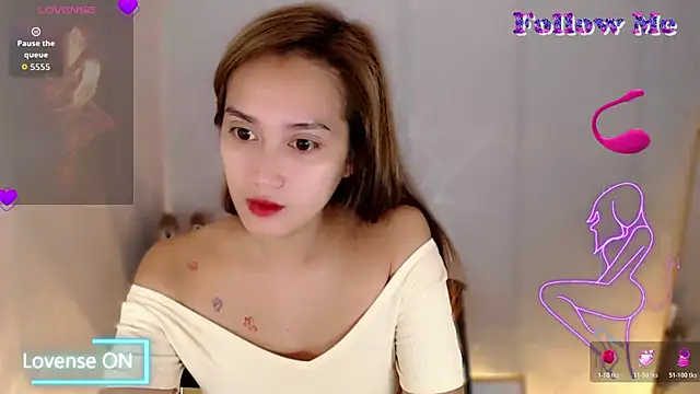 Snapshot of sweetangelluv2cum chatting on 12, 11, 2025 sweetangelluv2cum online show from 12, 11, 2025