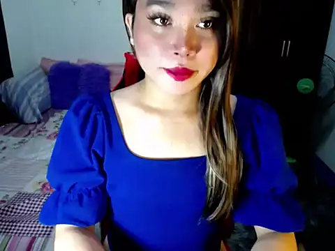 Urassiansweetcummer online show from 4, 10, 2025