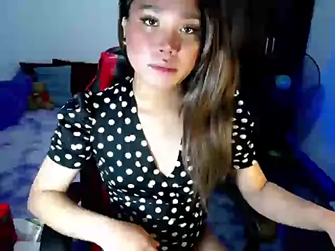 Urassiansweetcummer online show from 10, 3, 2026