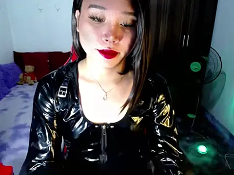 Snapshot of Urassiansweetcummer chatting on 2, 7, 2026 Urassiansweetcummer online show from 2, 7, 2026