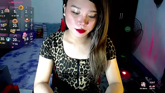 Urassiansweetcummer online show from 16, 2, 2026