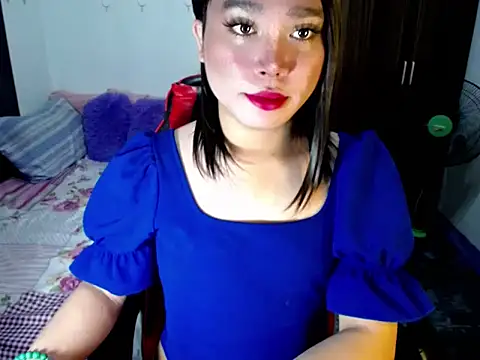 Urassiansweetcummer online show from 26, 9, 2025