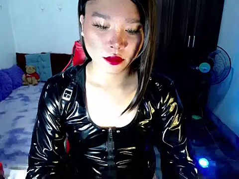 Snapshot of Urassiansweetcummer chatting on 6, 5, 2026 Urassiansweetcummer online show from 6, 5, 2026