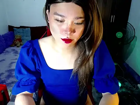 Urassiansweetcummer online show from 24, 3, 2026