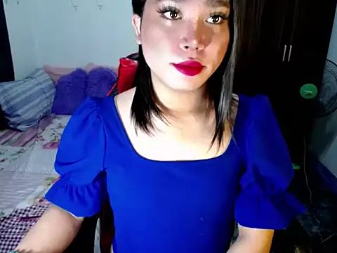 Urassiansweetcummer online show from 19, 9, 2025