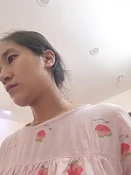 Shulee21 online show from 9, 10, 2025