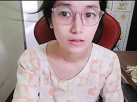 Shulee21 online show from 24, 9, 2025