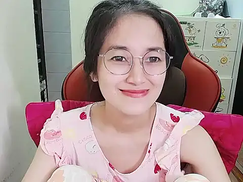 Shulee21 online show from 13, 9, 2025