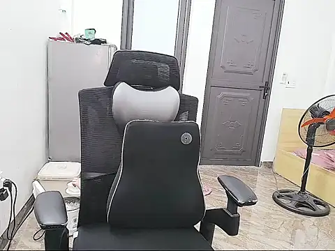 Shulee21 online show from 19, 11, 2025