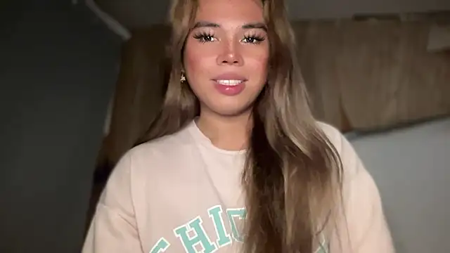 Snapshot of goddessofalltime chatting on 10, 9, 2025 goddessofalltime online show from 10, 9, 2025