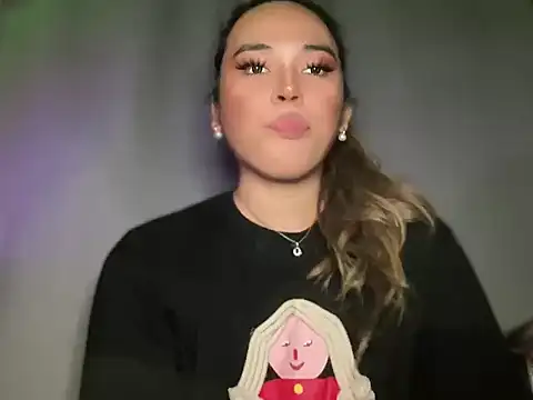 Snapshot of goddessofalltime chatting on 17, 12, 2025 goddessofalltime online show from 17, 12, 2025