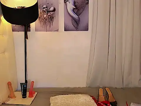 Foxxy Barbie online show from 5, 3, 2026