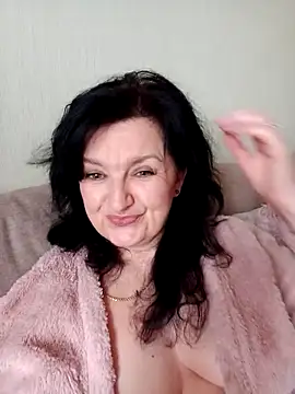 Snapshot of MilaSky4701 chatting on 2, 4, 2026 MilaSky4701 online show from 2, 4, 2026