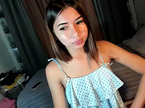 Naughtychen18 online show from 7, 11, 2025