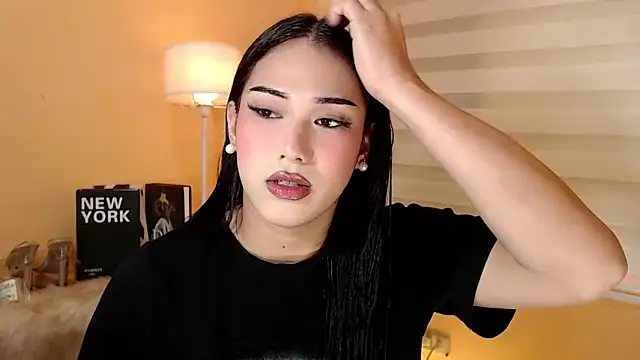 Snapshot of magnificent_kitana chatting on 26, 11, 2025 magnificent kitana online show from 26, 11, 2025