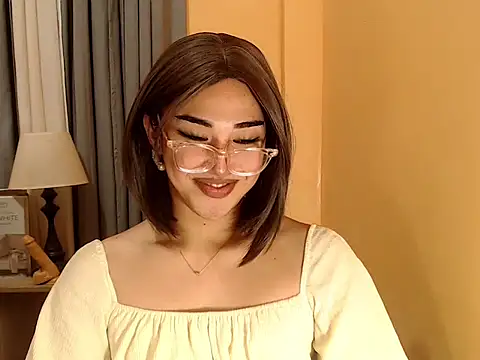 Snapshot of magnificent_kitana chatting on 3, 10, 2025 magnificent kitana online show from 3, 10, 2025