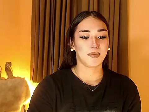 Snapshot of magnificent_kitana chatting on 12, 9, 2025 magnificent kitana online show from 12, 9, 2025