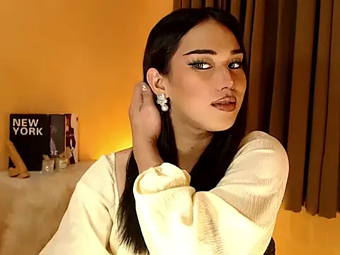 Snapshot of magnificent_kitana chatting on 1, 10, 2025 magnificent kitana online show from 1, 10, 2025