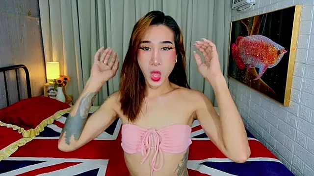 TRANSGODDESSA online show from 17, 10, 2025